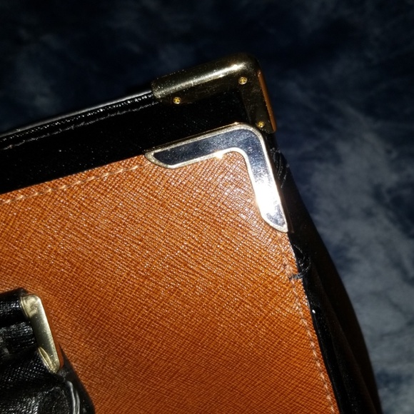 Calvin Klein Purse - Picture 7 of 8